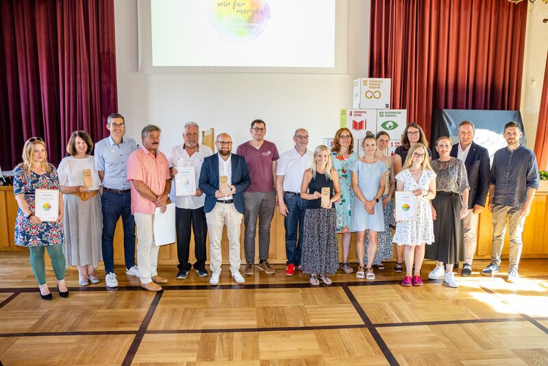 Gemeinsames Gruppenbild der Preisträger